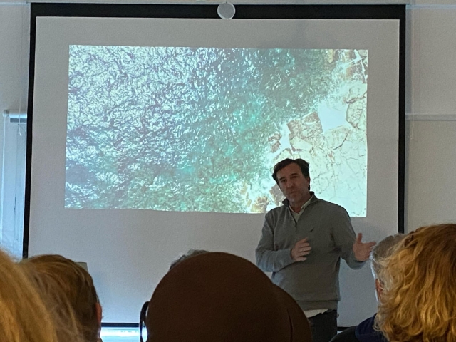 29f8899a-5e90-4b2f-b12d-65924ded8d5c