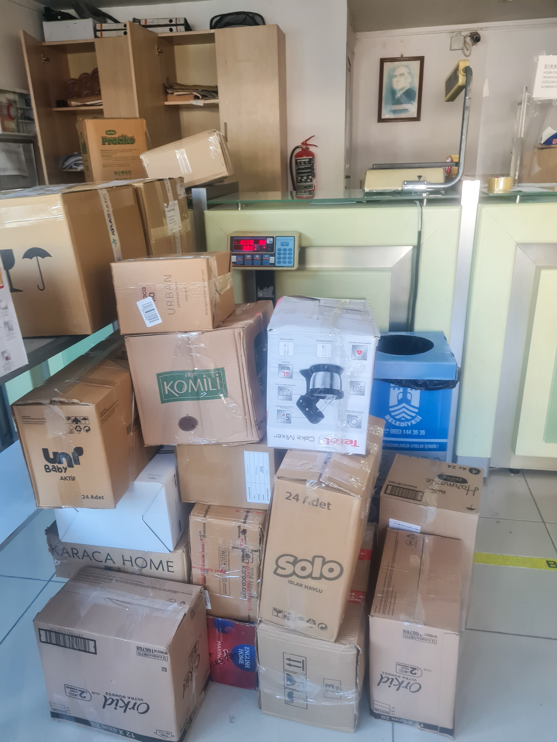 Dicle Necati Ceylan Anadolu Lisesi Kütüphanesine Kitap Desteği