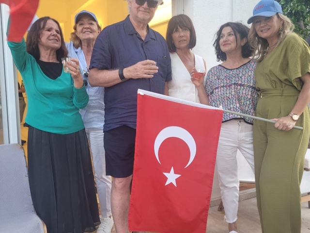 2276a937-9d99-4dd5-a1d4-eee40e15f52f