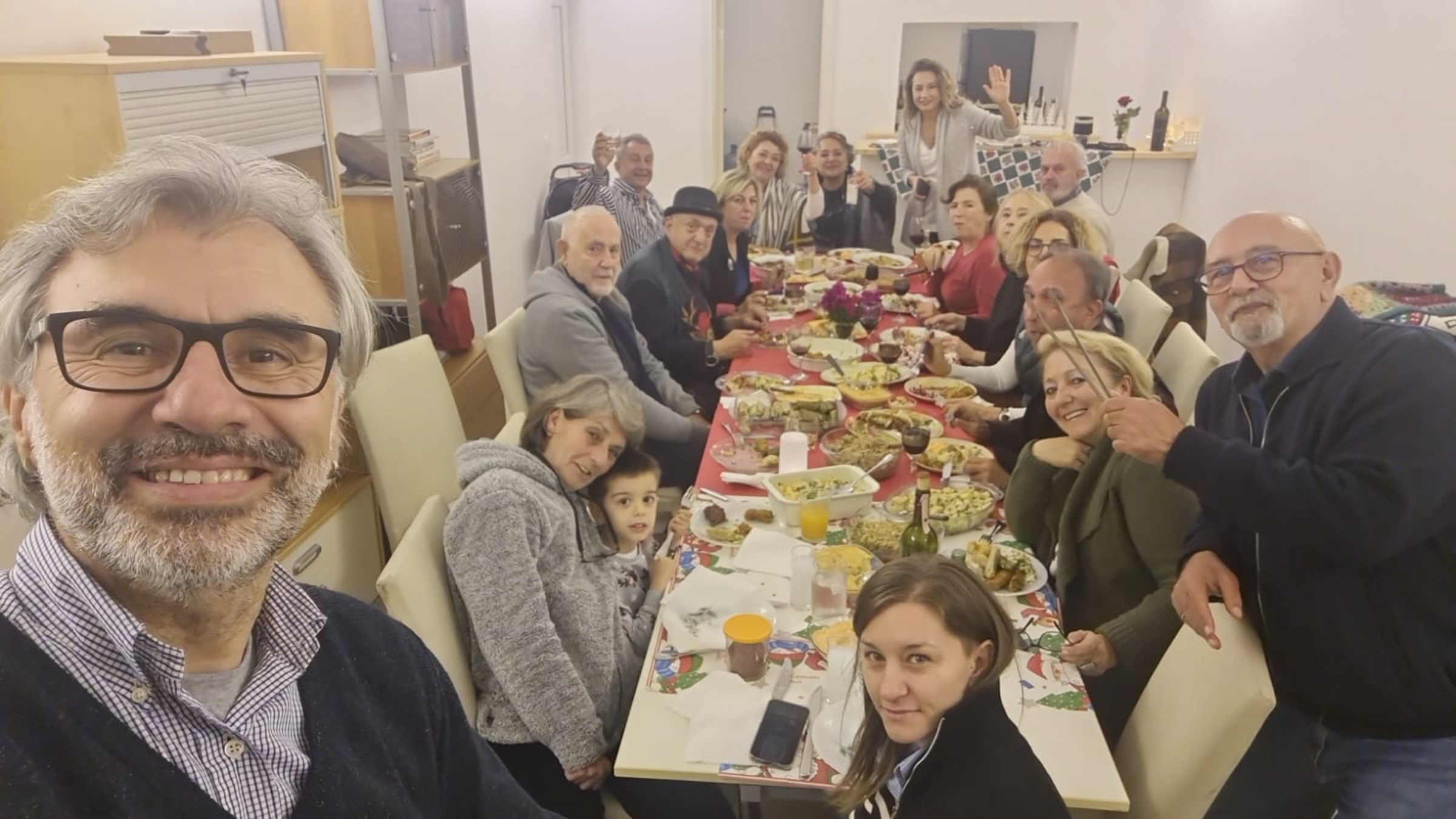 Yeni Dernek Merkezimizin Tadilatı Bitti ve Yılbaşında Kutlama